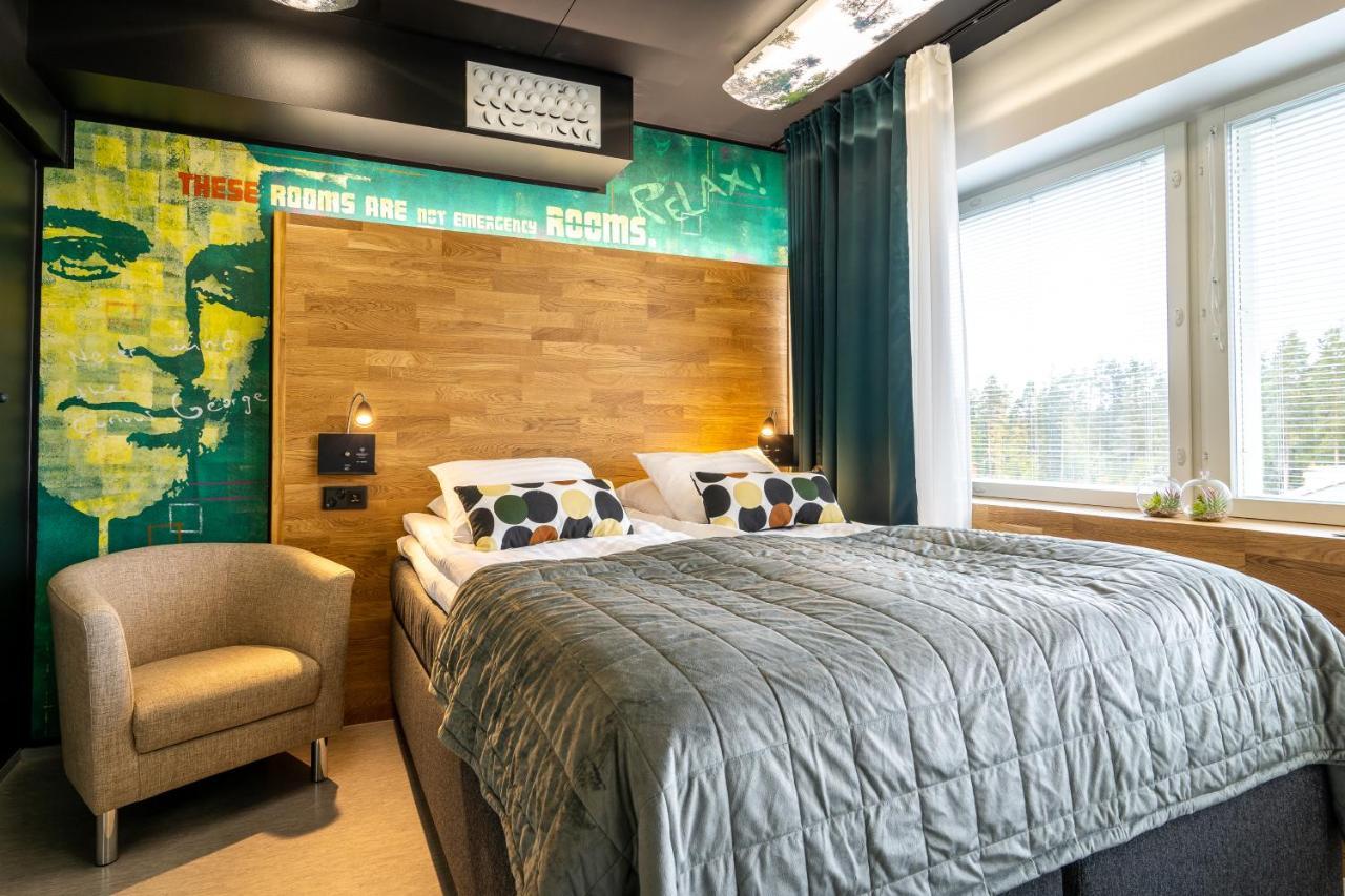 Time Hostel Nova - Sairaalan Vieressae Ювяскюля Экстерьер фото