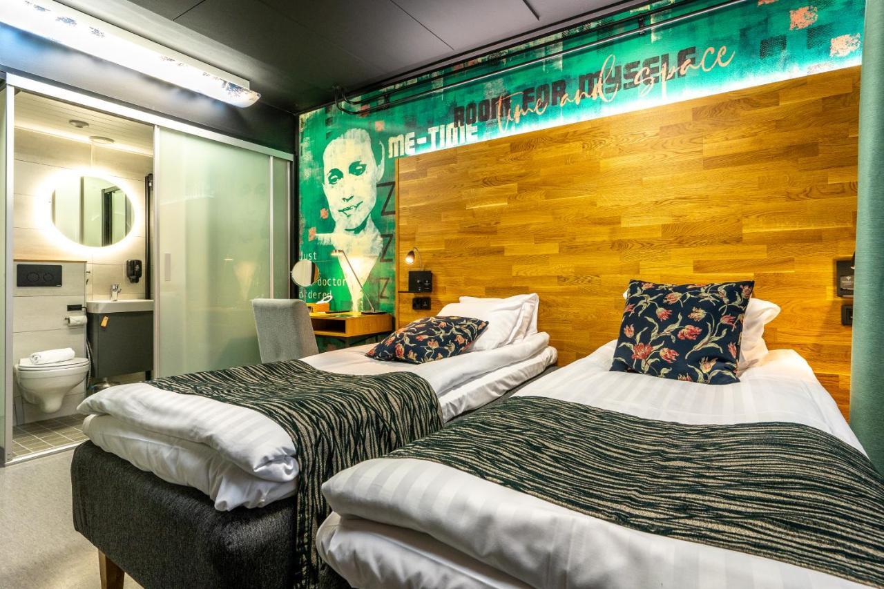Time Hostel Nova - Sairaalan Vieressae Ювяскюля Экстерьер фото