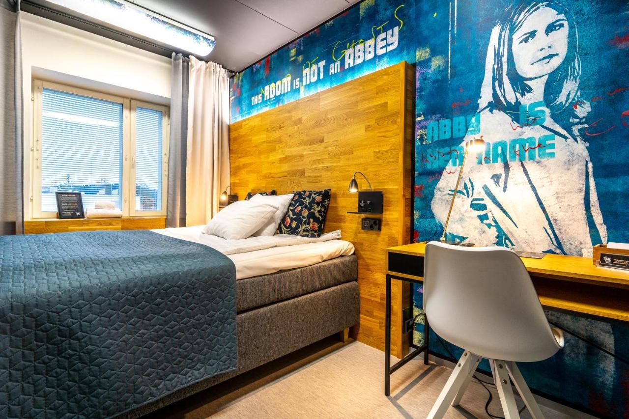 Time Hostel Nova - Sairaalan Vieressae Ювяскюля Экстерьер фото