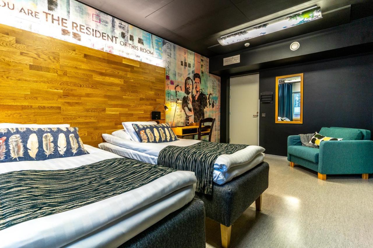 Time Hostel Nova - Sairaalan Vieressae Ювяскюля Экстерьер фото